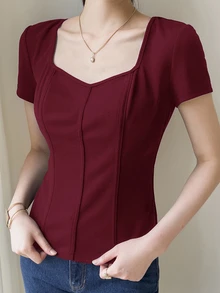 Feyla Women's Solid Color Fitted Casual Daily Short Sleeve T-Shirt - Burgundy - View 3