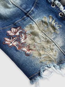 ROMWE 女款復古機車風 J-FASHION 新中式刺繡掛脖性感牛仔上衣 - 中等水洗藍 - 查看 4