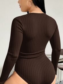 SHEIN EZwear 休閒簡約棕色針織大尺碼圓領修身長袖保暖內裡連身衣，適合秋冬穿著 - 棕色 - 查看 2
