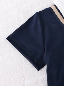 SHEIN 2件套男婴套装，儿童针织舒适Polo衫二合一，胸前印花个性设计休闲短袖上衣搭配卡其色裤子，松紧腰设计，宽松版型，适合秋季度假、日常穿着等场合。 - 藏藍色 - 查看 5