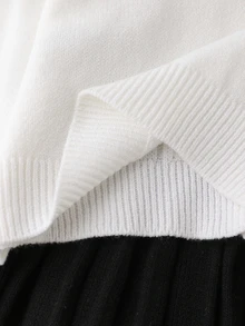 SHEIN 女童秋冬時尚愛心蝴蝶結針織長袖開襟毛衣搭配黑色裙子套裝 - 米色 - 查看 8