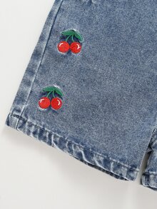 SHEIN Vintaside Kids 女嬰牛仔短褲，輕量夏季新品，中洗紅白藍配色，可愛甜美街頭風休閒時尚百搭生日款 - 中等水洗藍 - 查看 9