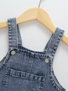 SHEIN Vintaside Kids 女嬰牛仔短褲，輕量夏季新品，中洗紅白藍配色，可愛甜美街頭風休閒時尚百搭生日款 - 中等水洗藍 - 查看 6