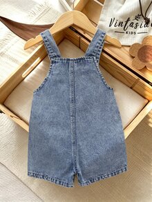 SHEIN Vintaside Kids 女嬰牛仔短褲，輕量夏季新品，中洗紅白藍配色，可愛甜美街頭風休閒時尚百搭生日款 - 中等水洗藍 - 查看 4