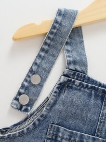SHEIN Vintaside Kids 女嬰牛仔短褲，輕量夏季新品，中洗紅白藍配色，可愛甜美街頭風休閒時尚百搭生日款 - 中等水洗藍 - 查看 8