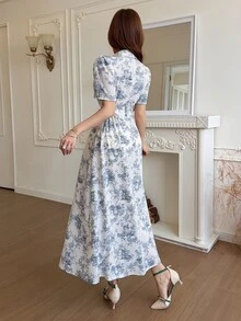 Feyla 女款夏季優雅全印花前開扣長洋裝 - 藍白色 - 查看 3