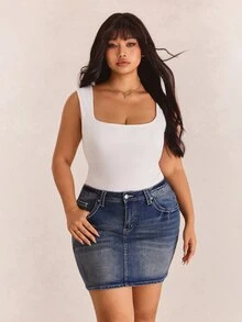 CovetEZ Plus Size Women's Basic Casual Daily Solid Color Round Neck White Tank Top, Spring/Summer - White - View 4