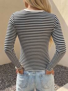 DAZY Women's Striped Short Sleeve T-Shirt Summer Versatile Loose Round Neck Pullover Top - Black - View 2