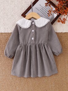SHEIN Playful Pals 女嬰格紋洋裝 可愛甜美 棕色白色花卉刺繡 蝴蝶結蕾絲 長袖 彼得潘領 生日 秋季 婚禮賓客禮服 假日時尚 - 卡其色 - 查看 2
