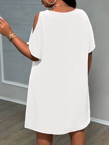 Veslaya Plus Size Dress With Hollow Sleeves And Scallop Edge Collar - White - View 2