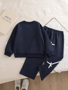 SHEIN Playful Pals 女童蝴蝶結裝飾運動衫與運動褲套裝，休閒可愛圓領長袖套頭衫與運動長褲兩件式上學穿搭 - 藏蓝色 - 查看 3