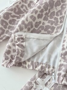 SHEIN Playful Pals 2件組幼女外套＋長褲，甜粉豹紋蝴蝶結緞帶側條紋，長袖小立領，生日派對秋季芭蕾公主運動時尚風 - 彩色 - 查看 5