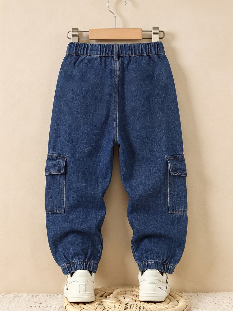SHEIN Boys' Denim Jeans, Autumn/Winter New Arrival, Dark Blue, Tapered Loose Fit, Multi-Pocket Design, Made Of Lightweight And Soft Denim Fabric For Comfortable Wear, Essential For Fashionable Boys, Simple Casual Style Suitable For All Seasons, Perfect For Daily Wear, Photography, Shopping, Outings, Gatherings And More, 2026 New Boys' Denim Jeans - Dark Wash - View 4