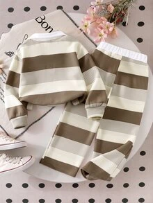 SHEIN Elladie kids 女童學院風 Polo 領 2 件套，海軍藍撞色翻領長袖上衣 + 高腰寬腿褲，經典馬術刺繡休閒套裝，春夏秋冬百搭運動風，適合校園與日常穿著 - 卡其色 - 查看 2