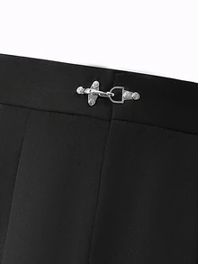 Manfinity CasualCool Men's Black Fashionable Waistband Metal Buckle Design Double Pleated Slightly Flared Wrinkle-Resistant Casual Commute Long Pants - Black - View 4