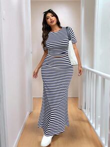 Solflare 2pcs/Set Women Plus Size Casual Vacation T-Shirt And Striped Maxi Skirt, Spring/Summer - Navy Blue - View 6