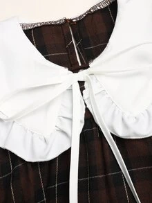 SHEIN 秋日童話風 2026 新款女童秋冬洋裝：深棕色格紋 + 大領設計，時尚青春，適合雙胞胎/姊妹穿搭 - 咖啡棕 - 查看 4