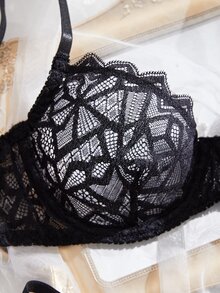 Seduluxe 2pcs Women's Solid Color Contrast Lace Sheer Underwire Bra And Thong Panty Lingerie Set - Black - View 5