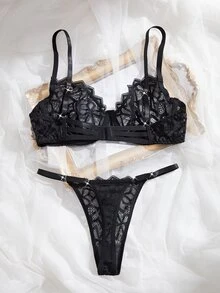 Seduluxe 2pcs Women's Solid Color Contrast Lace Sheer Underwire Bra And Thong Panty Lingerie Set - Black - View 2