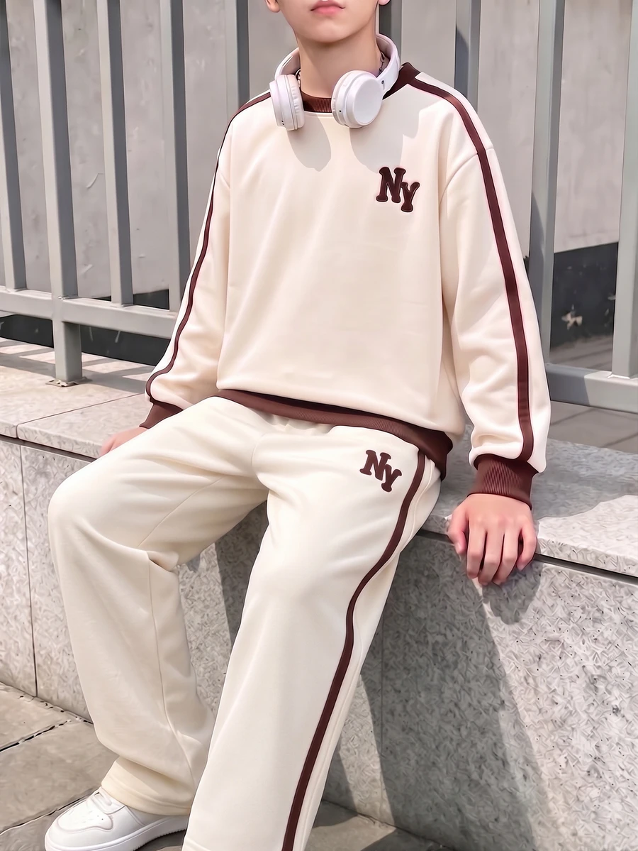 青少年男孩圓領衛衣與長褲兩件套,秋冬新款米色極簡休閒套裝,寬鬆上衣與直筒長褲,日常百搭 NY 圖案印花童裝,學生戶外運動穿搭 - 彩色 - 查看 1