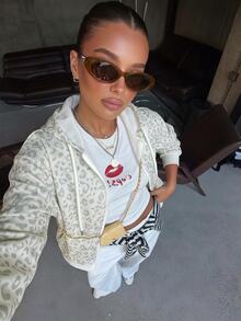 Aloruh Women's Long Sleeve Loose Leopard Print Sweatshirt - Casual Minimalist, Versatile & Practical, Suitable For Daily, Party And Airport Wear, Incorporating Y2K Style; Leopard Print Design - Light Grey - View 6