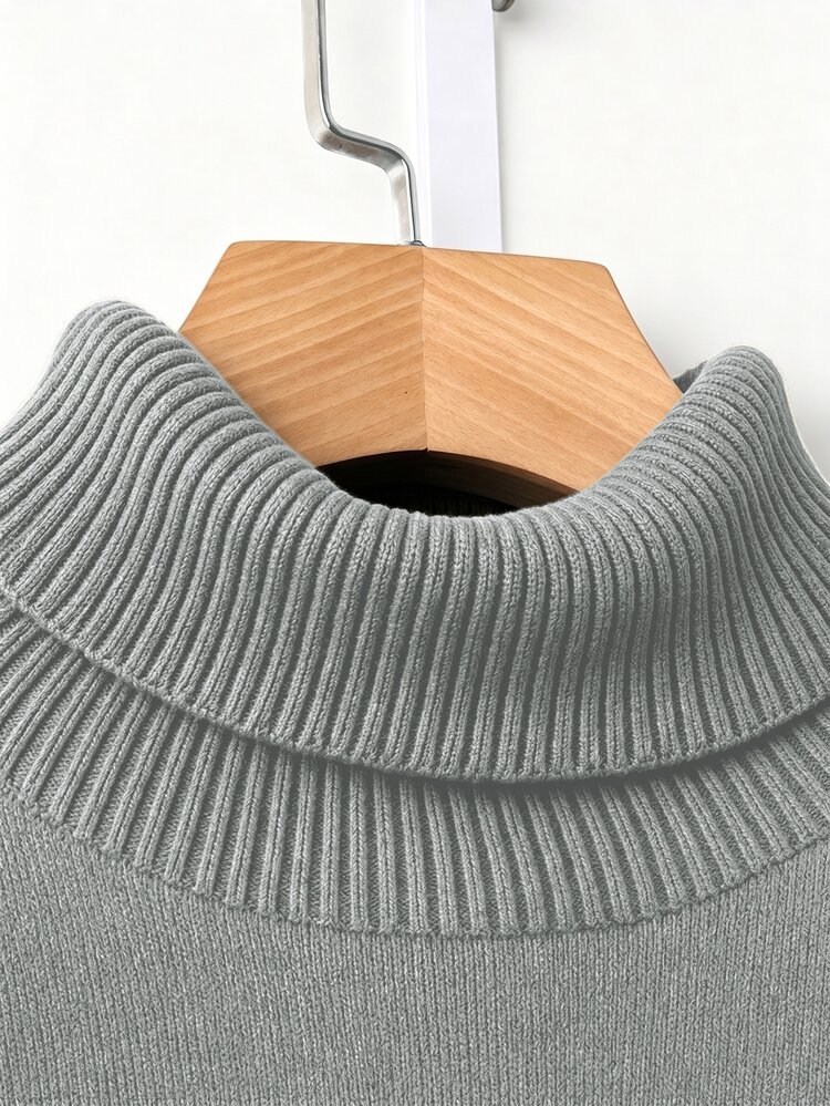 Linhara Plus Size Solid Color Turtleneck Sweater, Thermal Lined, Autumn/Winter - Light Grey - View 3