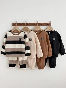 SHEIN 8件組小男孩休閒可愛字母圖案圓領衛衣與修身秋季長褲，Y2K風格，適合假期、生日男孩、Lmoss Kids、兒童婚禮賓客 - 彩色 - 查看 1