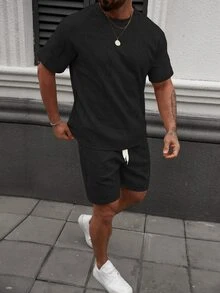 Manfinity CasualCool 男士圆领短袖休闲百搭T恤和抽绳腰短裤套装 - 黑色 - 查看 6