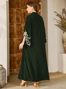 Al Najma Plus Size Muslim Women Fashionable Embroidery Decorated Flare Sleeve A-Line Dress, Modest Kaftan - Army Green - View 2