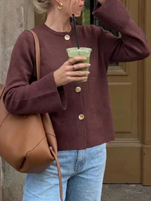 Cévolie Vintage Dark Brown Ribbed Knit Cardigan For Women, Minimalist Large Button Short Fitted Flared Sleeve Lazy Long Sleeve Sweater Jacket - Coffee Brown - View 3