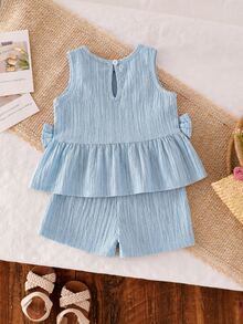 SHEIN Vintaside Kids 嬰兒/幼兒 (小號) 淺藍色無袖蝴蝶結寬下擺背心上衣簡單短褲套裝，夏季兒童時尚活力休閒可愛女嬰 - 藍色 - 查看 2