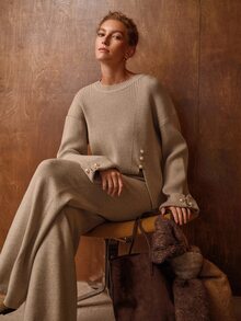 MOTF PREMIUM ELEGANT PEARL BUTTON DECOR FRONT SLIT LOOSE KNIT 2 PIECES SET FOR WOMEN, AUTUMN/WINTER - Khaki - View 3