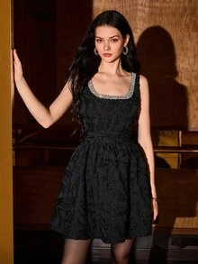 MOTF PREMIUM AUTUMN/WINTER WOMEN'S SHINY TEXTURED DEEP U-NECK SHORT DRESS - Black - View 6