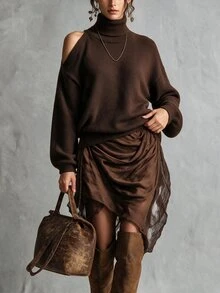 SHEIN Vintage Brown Asymmetric Cut-Out Shoulder High Neck Niche Design Cold-Shoulder Sweater - Brown - View 7