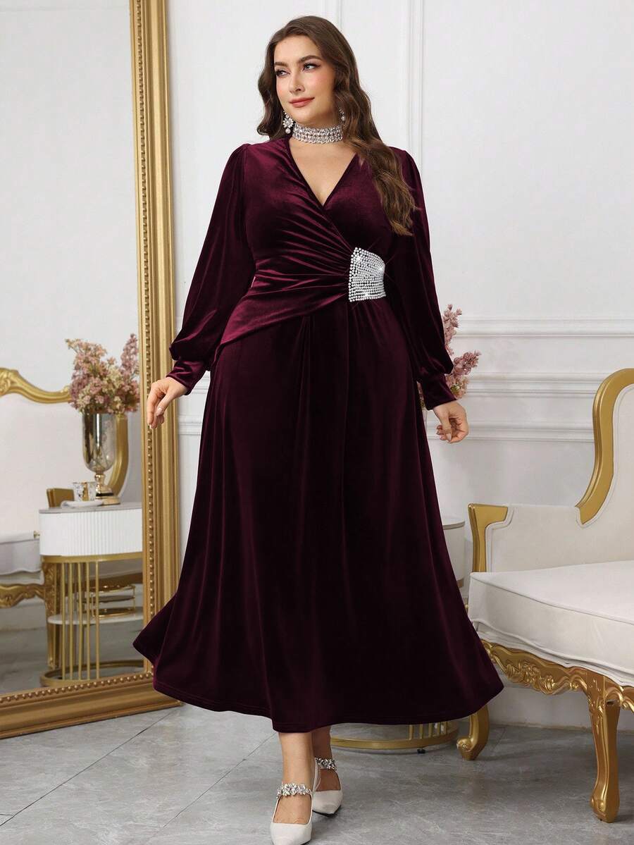 Modelyn Vestido de línea A con cuello en V, manga larga, fruncido y decoración de perlas de terciopelo elegante, adecuado para primavera y otoño, talla grande - Burdeos - Ver 1