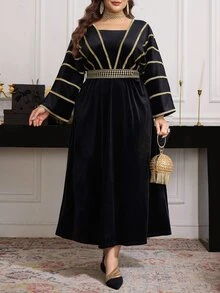 Modelyn Elegant Velvet Gold Floral Lace Trim Batwing Sleeve A-Line Plus Size Midi Dress, Suitable For Spring & Autumn - Black - View 4