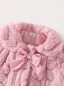 SHEIN 2件組幼女嬰兒女童抓絨外套帽套，可愛甜美粉色緞面蝴蝶結愛心壓紋長袖領口加厚度假款冬季秋季鈕扣式 - 駝色 - 查看 6
