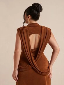 SHEIN BAE CURVE Plus Size Women's Fashion Versatile Dress For Vacation And Travel - Brown - View 7