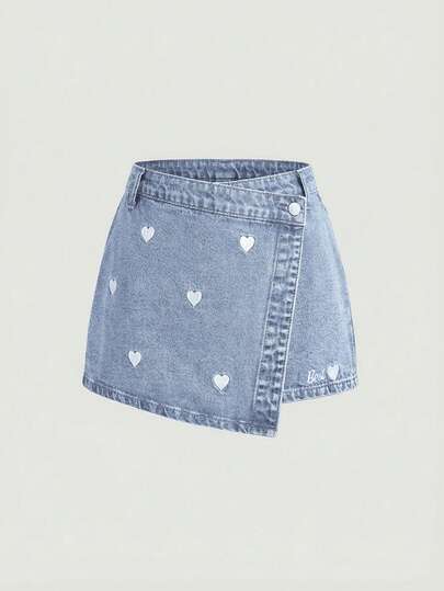 SHEIN Girlism Minifalda de mezclilla azul claro con bordado de letras y corazones para adolescentes