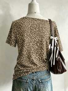 Rovax Y2K Leopard Print Retro Star Pattern Asymmetrical Shoulder Loose Top, Comfortable Casual Short Sleeve T-Shirt, Suitable For Daily Gatherings And Casual Outfits - Multicolor - View 2