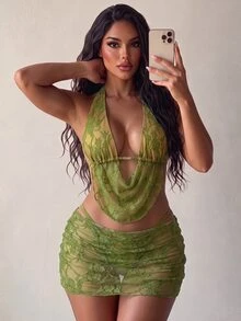 SHEIN Swim 女款歐美風性感大膽前衛音樂節派對休閒法式慵懶度假百搭撞色蕾絲布料串珠裝飾繫帶掛脖露背泳衣上衣搭配後背抓皺荷葉邊泳褲與蕾絲裙比基尼三件套，適合春假、秋季返校、啤酒節、音樂節、假期、春季促銷、海灘氛圍度假穿搭、派對泳裝、情人節、新年、返校嘉年華、母親節、國際婦女節、家庭出遊、巴西六月節、畢業季 - 彩色 - 查看 4