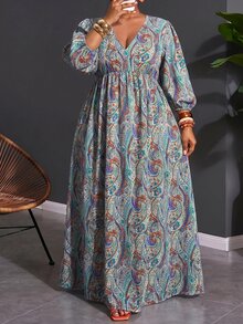 SHEIN CURVE+ Plus Size Women's Vacation Cashew Print V-Neck Dress, Suitable For All Skin Tones - Multicolor - View 4
