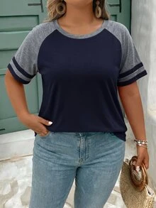 SHEIN CURVE+ Plus Size Summer Casual Contrast Color Raglan T-Shirt Summer Top Spring Beach Vacation For Women Bohemian Casual Tee For Women - Navy Blue - View 3