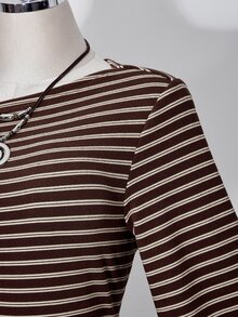 SHEIN ICON 大尺碼 Y2K 復古不對稱單肩針織收腰 T-shirt 上衣，休閒復古不對稱單肩長袖上衣，秋季款 - 棕色 - 查看 5