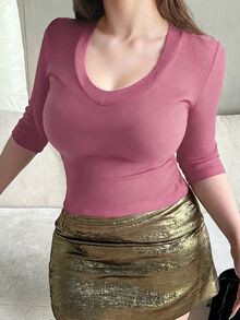 REIGN AVE Solid Color Elastic Fitted Bodycon V-Neck Sexy 3/4 Sleeve Cropped T-Shirt, Spring/Summer - Hot Pink - View 4