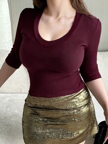 REIGN AVE Solid Color Elastic Fitted Bodycon V-Neck Sexy 3/4 Sleeve Cropped T-Shirt, Spring/Summer - Burgundy - View 4
