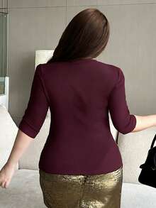 REIGN AVE Solid Color Elastic Fitted Bodycon V-Neck Sexy 3/4 Sleeve Cropped T-Shirt, Spring/Summer - Burgundy - View 2