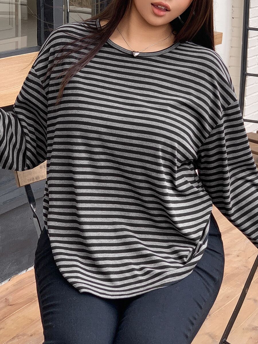 REIGN AVE Plus Size Striped Loose Fit Crew Neck Long Sleeve Street Style Pullover Sweatshirt For Women Fall/Winter - Black - View 1