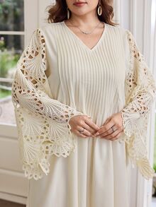 Al Najma Plus Size Women Loose Hollow-Out, Flare Sleeve, Handmade Front Panel, Hollow Lace Long Sleeve Loose 3D Floral Dress, Arabic Style - Apricot - View 4
