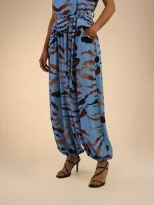 Dancing Leopard Blue Abstract Print Tie Waist Balloon Pants, Holiday/Vacation Wear - Multicolor - View 8